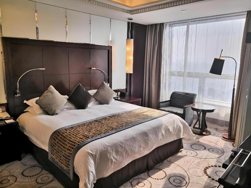 Grand Soluxe Zhongyou Hotel Shanghaj Zewnętrze zdjęcie
