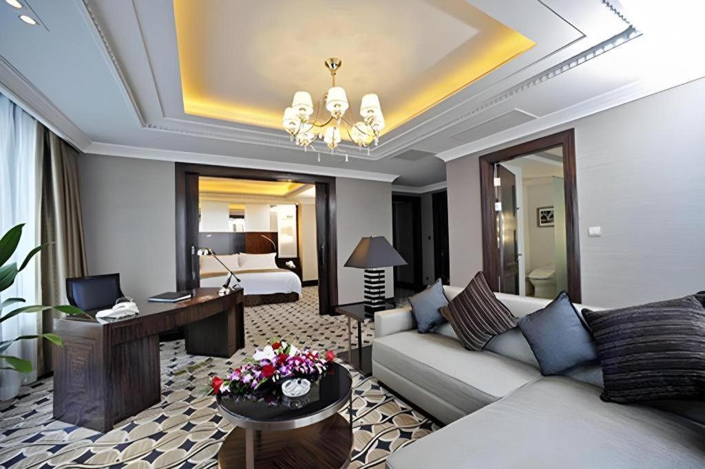 Grand Soluxe Zhongyou Hotel Shanghaj Zewnętrze zdjęcie