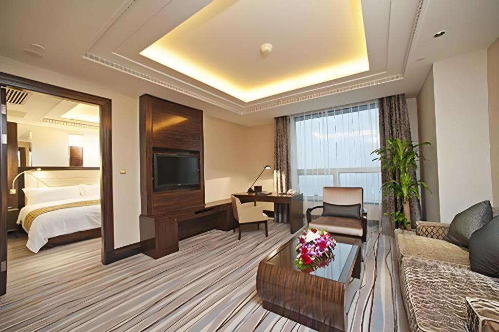 Grand Soluxe Zhongyou Hotel Shanghaj Zewnętrze zdjęcie