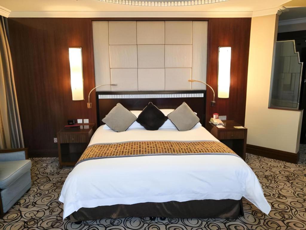 Grand Soluxe Zhongyou Hotel Shanghaj Zewnętrze zdjęcie