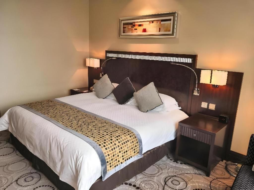 Grand Soluxe Zhongyou Hotel Shanghaj Zewnętrze zdjęcie