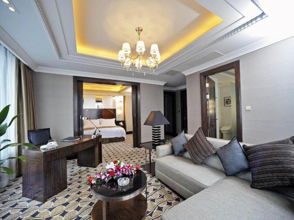 Grand Soluxe Zhongyou Hotel Shanghaj Zewnętrze zdjęcie