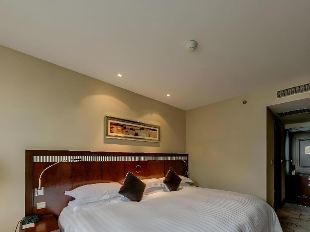 Grand Soluxe Zhongyou Hotel Shanghaj Zewnętrze zdjęcie